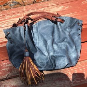 Large purse bluish gray